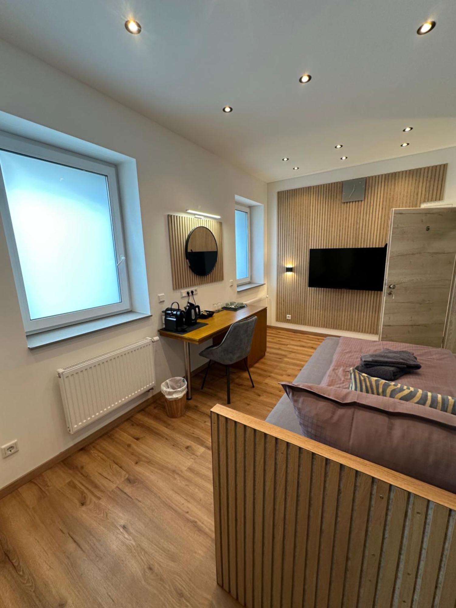 Artemis Zimmervermietung 5 Ein Bettzimmer Sundern Exterior photo